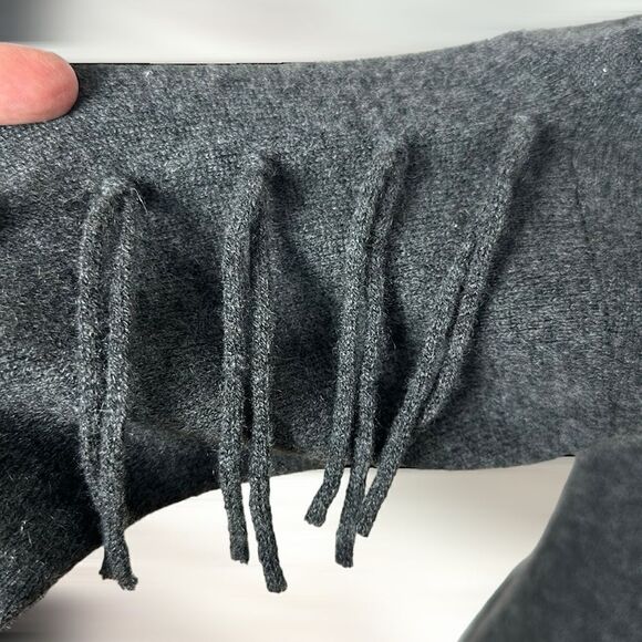 RAFFI Cashmere V-Neck Fringe Sleeve Boho Sweater Iron Gray Short Boxy Style M - Picture 3 of 10